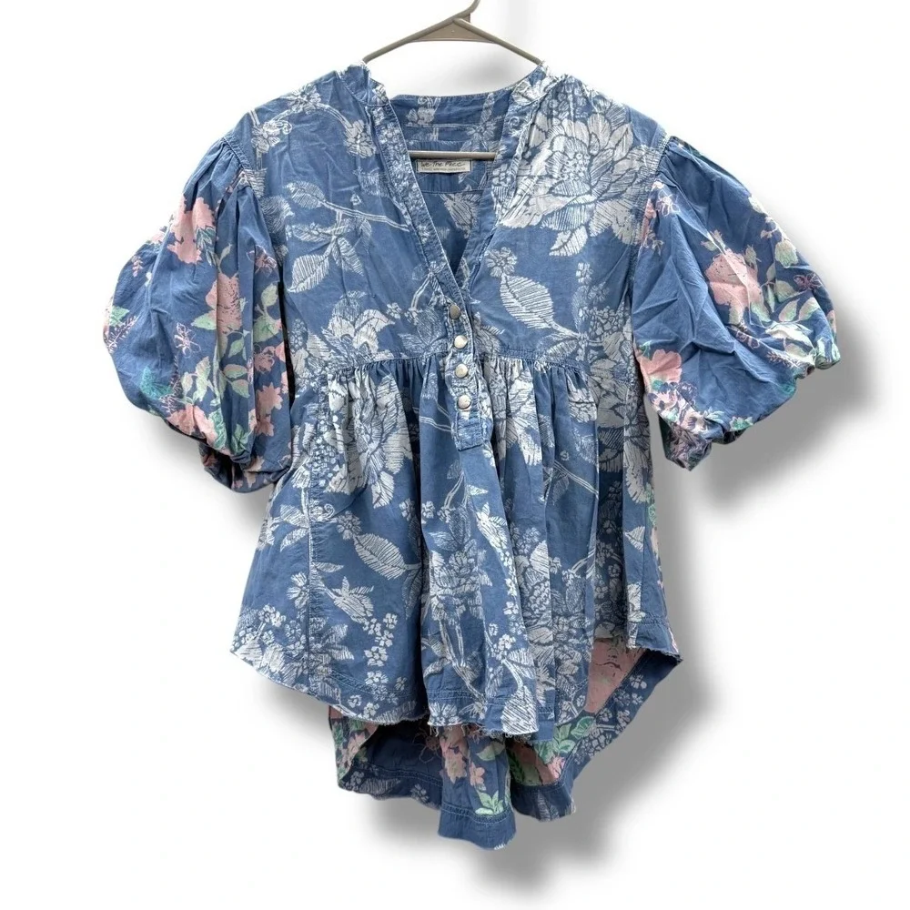 Free People We‎ The Free Cosette Pullover Top Women's XS Chambray Floral Boho